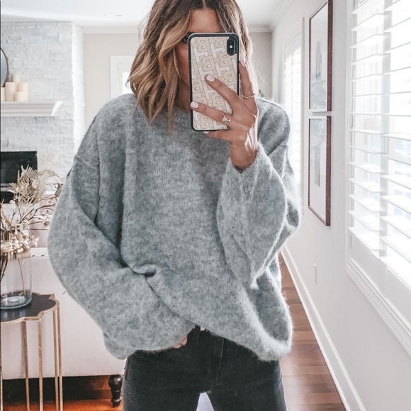 H&M Sweaters - H&M Light Gray Melange Knit Crew Neck Sweater